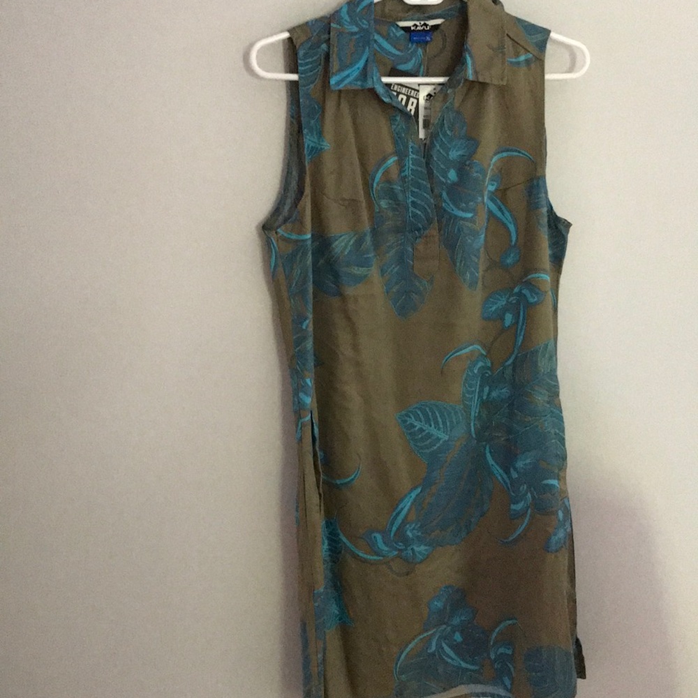 Brand New haven’t been worn Kavu dress